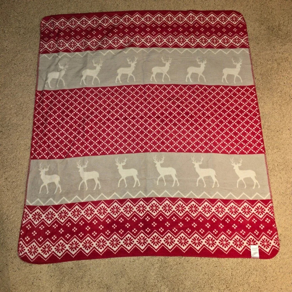 COTTON‎ EDITION Soft Red White Reindeer Blanket 60% Cotton Reversible 60